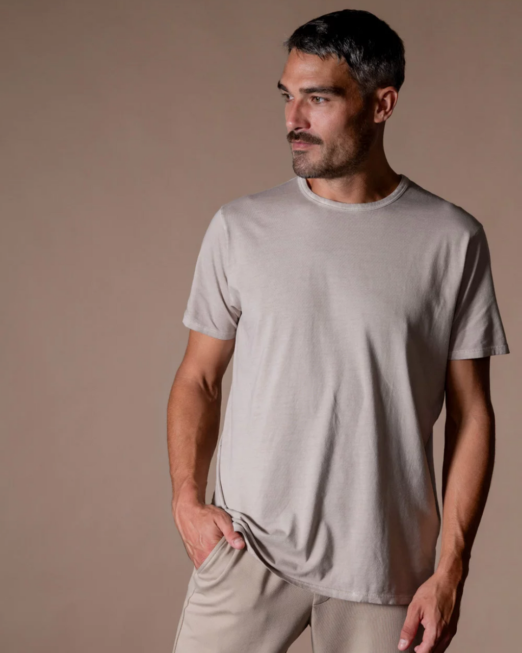 Camiseta Bjovuit Dust/Beige